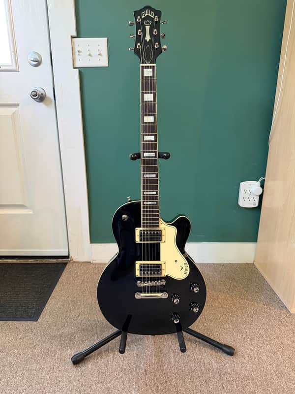 Guild Newark St. Collection Bluesbird 2016 - 2021 - Black image 1