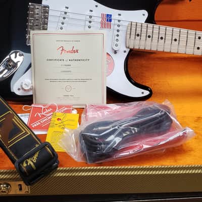 Fender Eric Clapton Artist Series Stratocaster with Vintage Noiseless Pickups 2022 - Black image 10
