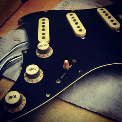201707 :: Baldman's Relic "We Want You!" Stratocaster in Army Green :: Aged Vintage Roadworn image 5