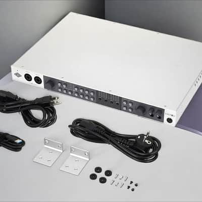 Universal Audio Volt 876 USB Recording Studio image 6