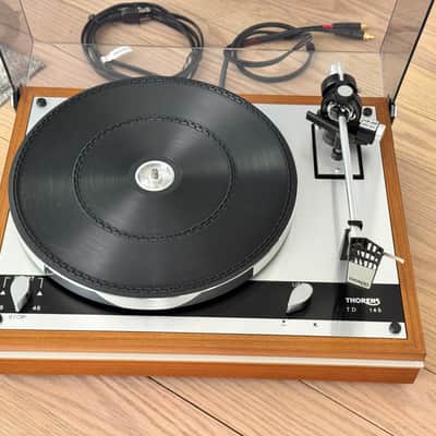 Vintage Thorens TD-145 Walnut Wood Turntable ~FULLY RESTORED~ LOOK ! image 6