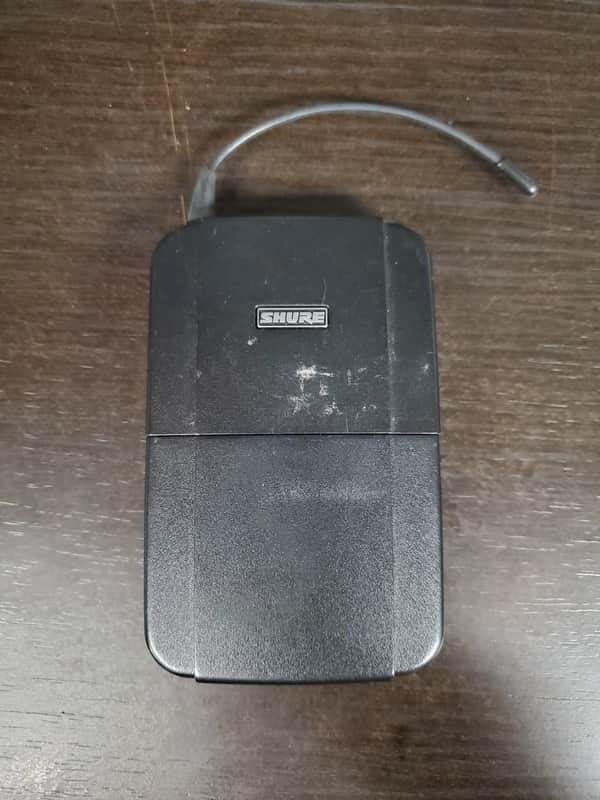Shure UC1 Wireless Bodypack Transmitter, UA 782-806 MHz image 1