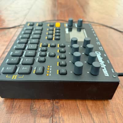 Elektron Digitakt 2017 - 2024 - Black image 4