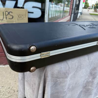 VINTAGE FENDER BASS CASE 1970s-80s - BLACK *near MINT!* image 5
