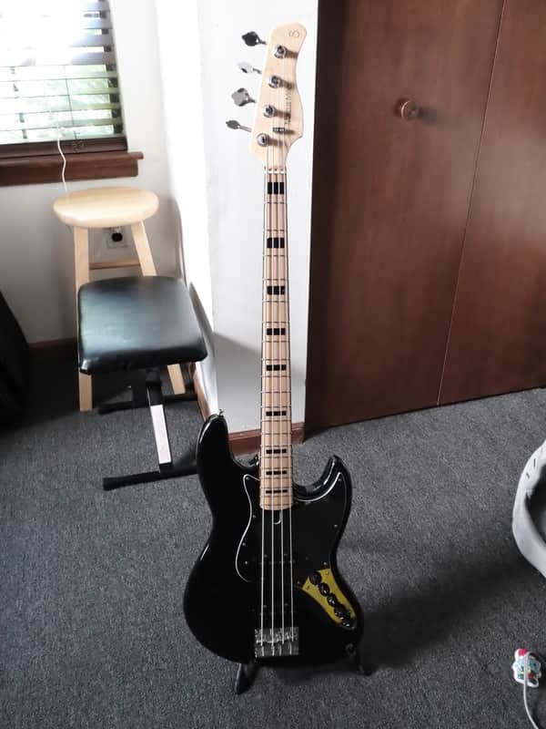 Sire Marcus Miller V7 4 String Eletric Bass image 1