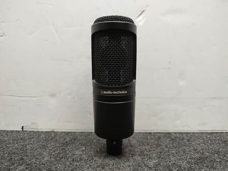 Audio-Technica AT2020 Large Diaphragm Cardioid Condenser Microphone 2010s - Black image 1