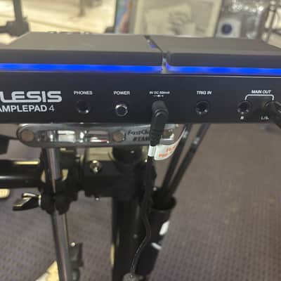 Alesis Command Mesh Electronic Drum Set with Alesis Sample Pad 4 image 9