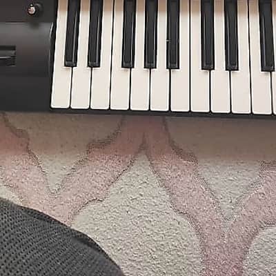 Roland GW-8 61-Key Workstation Keyboard image 3