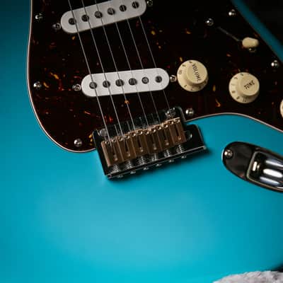 Fender American Professional II Stratocaster Miami Blue image 5