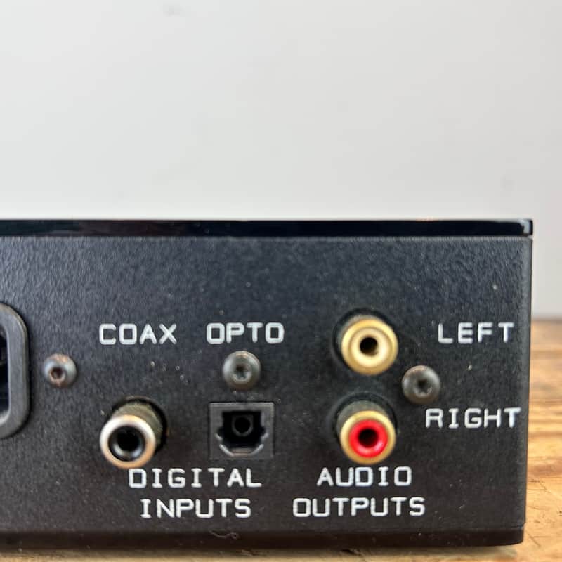 【期間限定お値下げ】MICROMEGA MICRODAC D/Aコンバーター Micromega Microdac Digitial-to-Analog Converter | Reverb