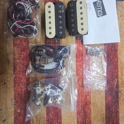 EMG RETRO AVTIVE PICK UP SET 2025 - ZEBRA