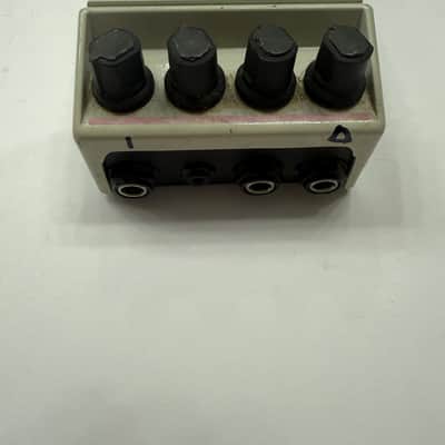 Peavey SRP-16 Digital Stereo Reverb 16-Modes Vintage Guitar Effect Pedal image 5