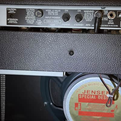 Fender '65 Deluxe Reverb Reissue 22-Watt 1x12" Guitar Combo 1994 - Present - Black image 12