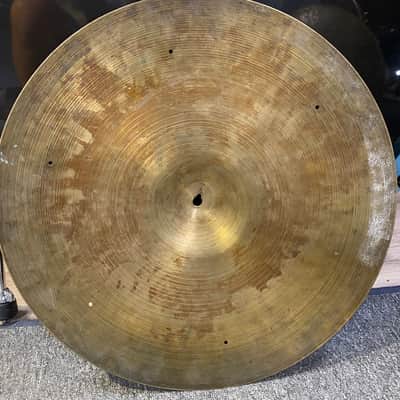 K. Zildjian 18" New Stamp Crash Cymbal w/ Rivets 1582 gr. Video DEMO image 2