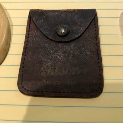Gibson rare 1920s? dark image 1