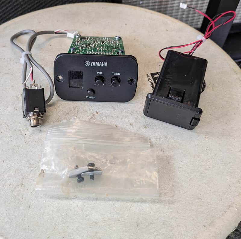 Yamaha AMP-AH2 EQ/Preamp (Preamp/Battery Door/Jack) #I282938XZ