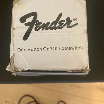 Fender Rumble 100 2021 - Black/Silver image 8