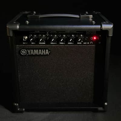 YAMAHA GA15-II 19(15) WATT—BEST PRACTICE GUITAR  AMP—AUX IN—NEW! image 2