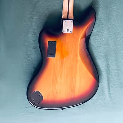 Squier Vintage Modified Jaguar Bass Special – 3-Tone Sunburst – 2013 – w/ Gig Bag & Strap image 3
