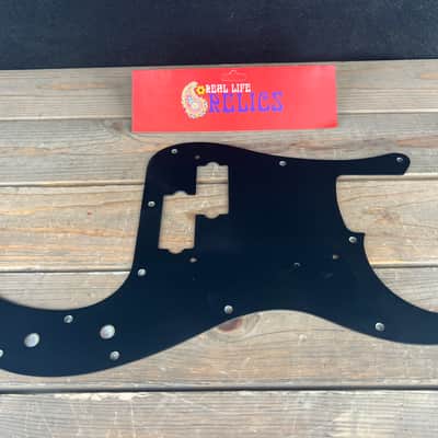 Real Life Relics Aged Bakelite Precision P Bass® Pickguard Black 1 Ply 13 Hole [PGAF2]