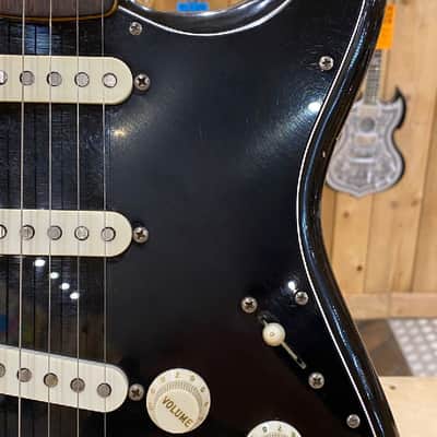 Fender Stratocaster 3-Color Sunburst 1975 Ex Demo image 8