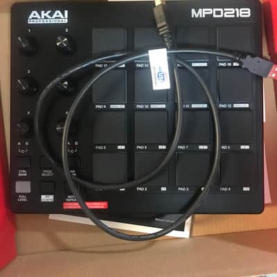 Akai Professional MPD218 USB Drumpad Controller (Used) image 4