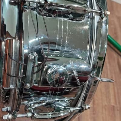 Slingerland No. 130 Gene Krupa Sound King 5x14" 8-Lug Chrome Over Brass Snare Drum with Zoomatic Strainer 1963 - 1977 - Chrome image 3