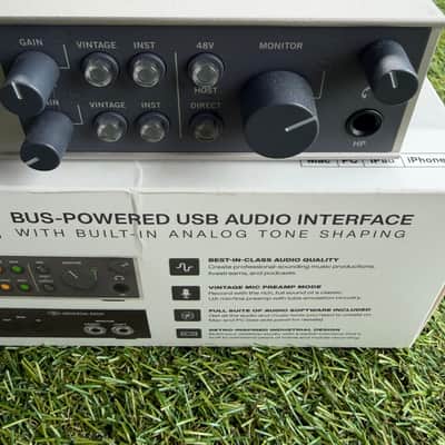 Universal Audio Volt 2 USB-C Audio Interface with Box image 4