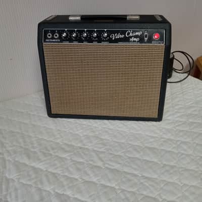 1965 Fender Vibro Champ Amp - Black Face Transitional image 25