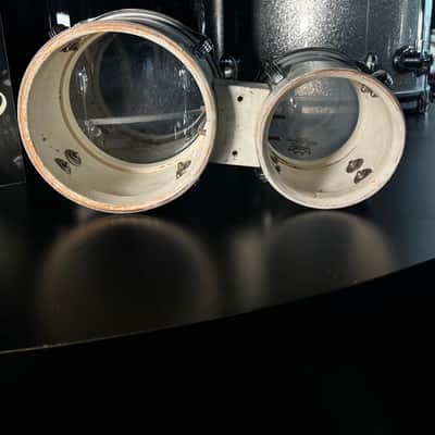 Vintage 60's/70's Ludwig White Marine Pearl Bongos 6" & 8" (RM4-DC) image 7