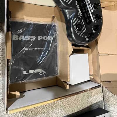 Line 6 Bass POD Multi-Effect and Amp Modeler 2000s - Black image 2
