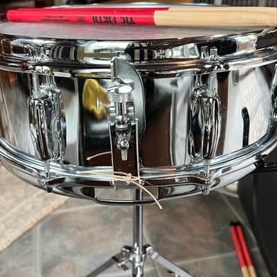 Slingerland   5 1/2x14" 8-Lug Chrome Over Steel Snare Drum, stand & extras case image 12