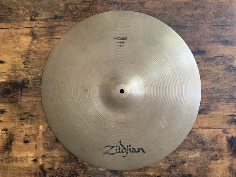 Zildjian 20" A Series Medium Ride Cymbal 1982 - 2012 - Traditional image 1