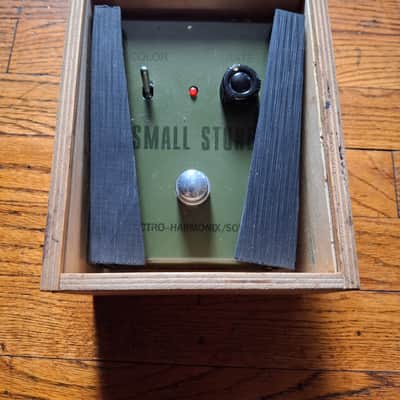 Electro-Harmonix Russian Small Stone Phase Shifter V1 1980 - 1989 - Green image 7