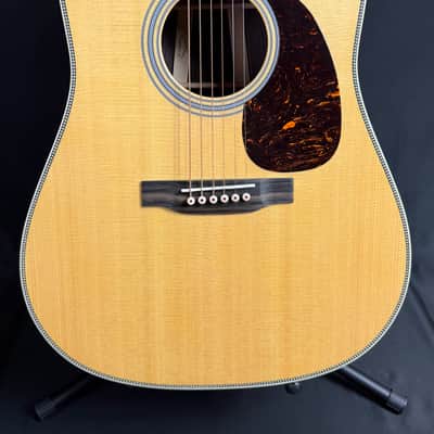 Martin HD-35 (2026) Standard Dreadnought Acoustic Guitar Gloss Natural w/ Case image 2