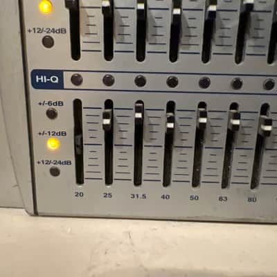 PreSonus DEQ624 24-Bit Graphic Equalizer - Silver image 4