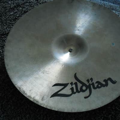16" Avedis Zildjian Paper Thin Crash Cymbal 850g image 5