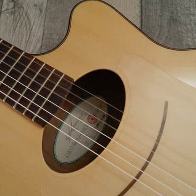 Kremona Lulo Reinhardt 'Kiano' Signature Series, Gloss Natural (Hand Signed) image 7
