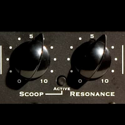 Traynor YBA200-2 | 200 Watt All Tube Bass Head. New, with 2 Year No-Fault Warranty! image 11