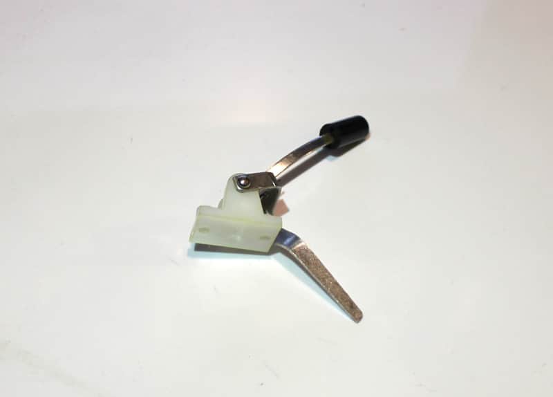New Air Button Mechanism for Accordion - Pad Size 0.75" x 0.5" image 1