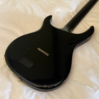 Carvin (Kiesel) DC200 Boutique Super Strat Style Guitar - Neck Through - Black - Made in USA - Free Pro Setup image 7