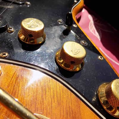 Fender  "The Strat" 1981  - Natural/Walnut image 3
