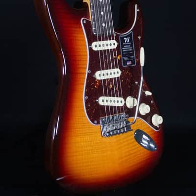 Fender 70th Anniversary American Professional II Stratocaster, Rosewood FB, Comet Burst image 4