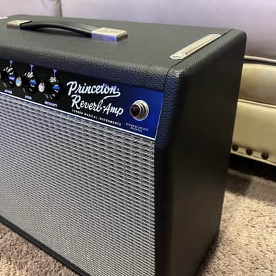 Fender '65 Princeton Reverb Reissue 12-Watt 1x10" Guitar Combo 2008 - Present - Black image 6