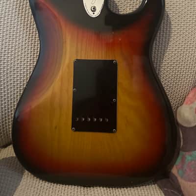 Fender Stratocaster  1977 Sunburst image 5