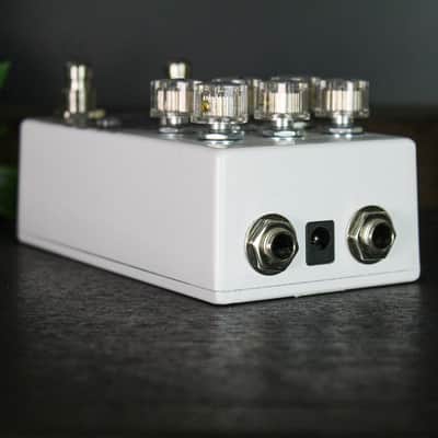 Preowned Foxpedal Magnifica Reverb w/ Box image 3