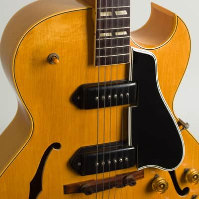 Gibson ES-175DN Arch Top Hollow Body Electric Guitar (1954), ser. #A18227, original brown leather covered hard shell case. imagen 15