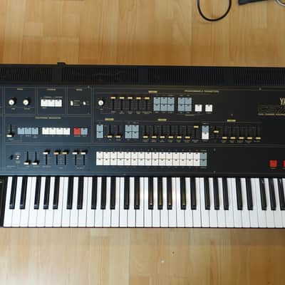 Yamaha CS-70M Polyphonic Synthesizers 1981 - 1984