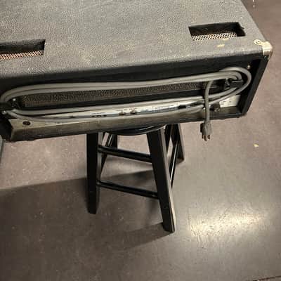 Used Guild Thunderbird Bass amp head *as is* image 3