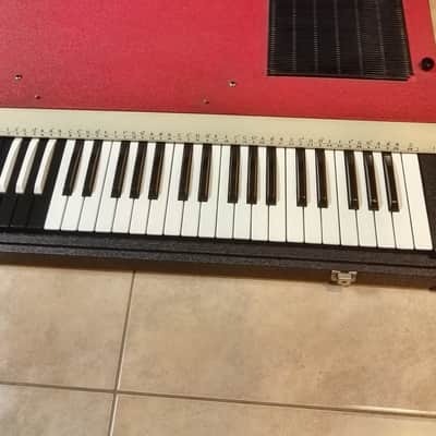 GEM Jumbo 61 transistor organ 1972 image 2